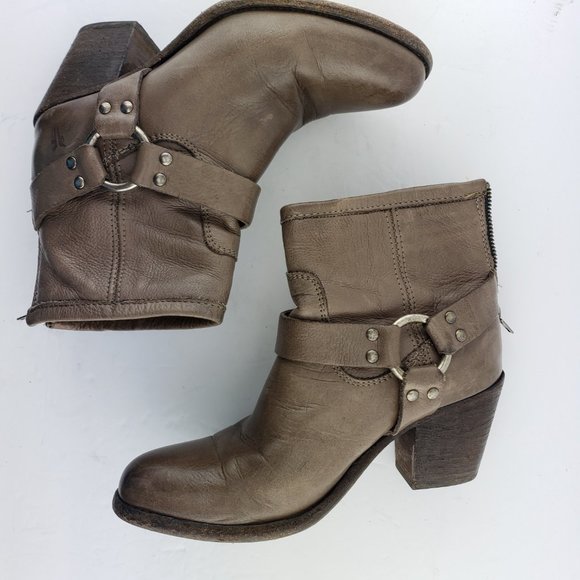 FRYE Brown Leather Tabitha Harness Short Block Heel Ankle Boots 7 - Picture 4 of 9